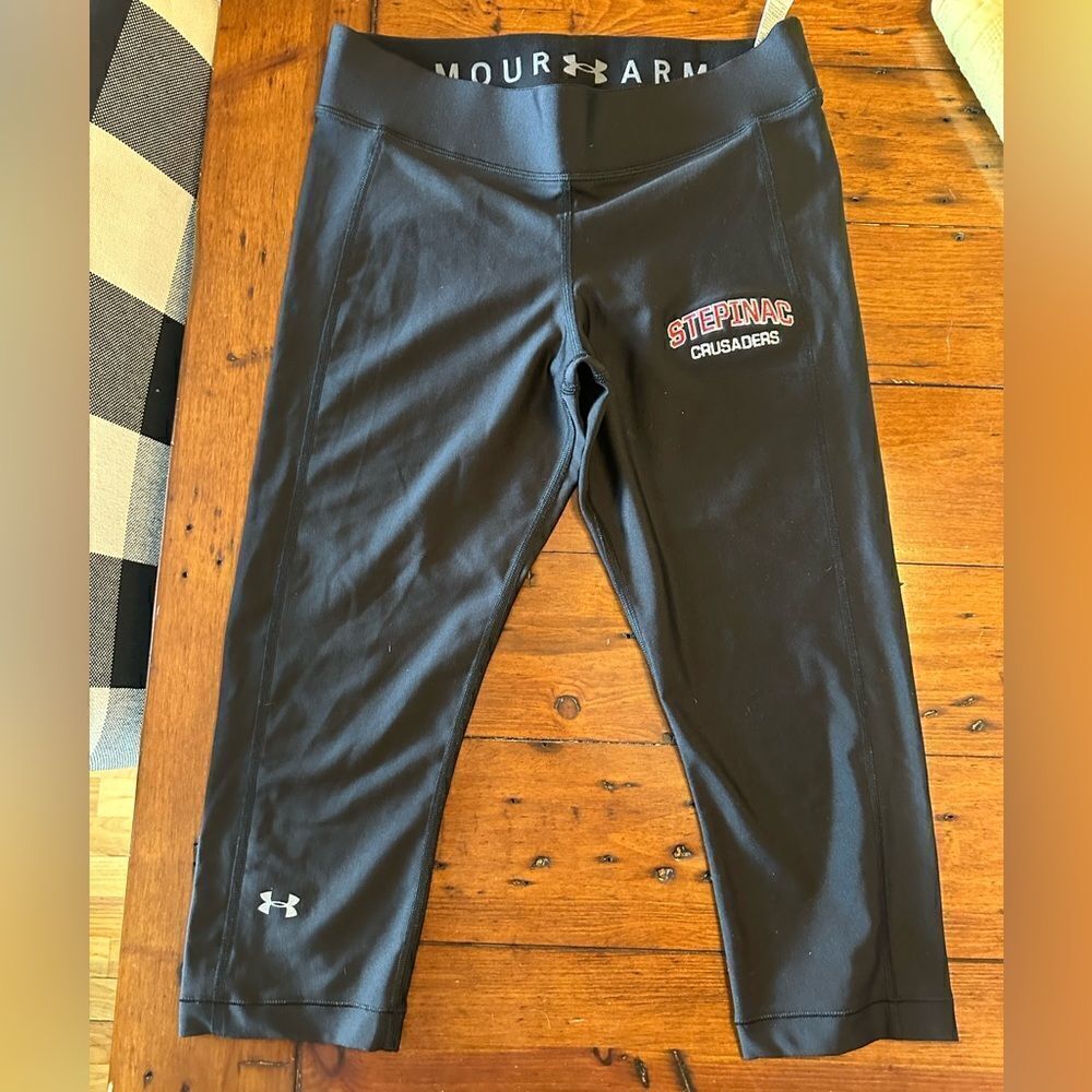 Under Armour Women’s Leggings EUC •